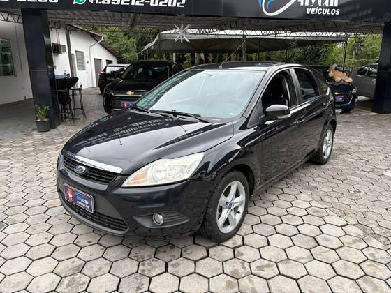 FORD FOCUS 1.6 GL 16V FLEX 4P MANUAL